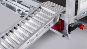 2700P402T205 Flatbed trailer (with accessories)
