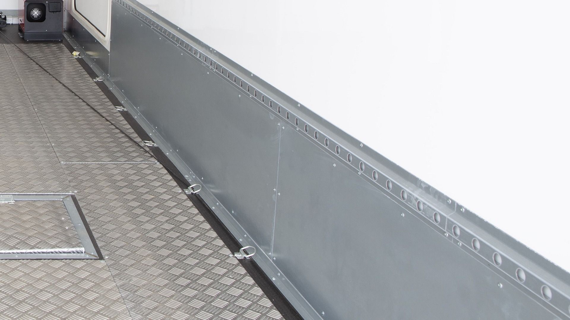 Inside wall protection plate