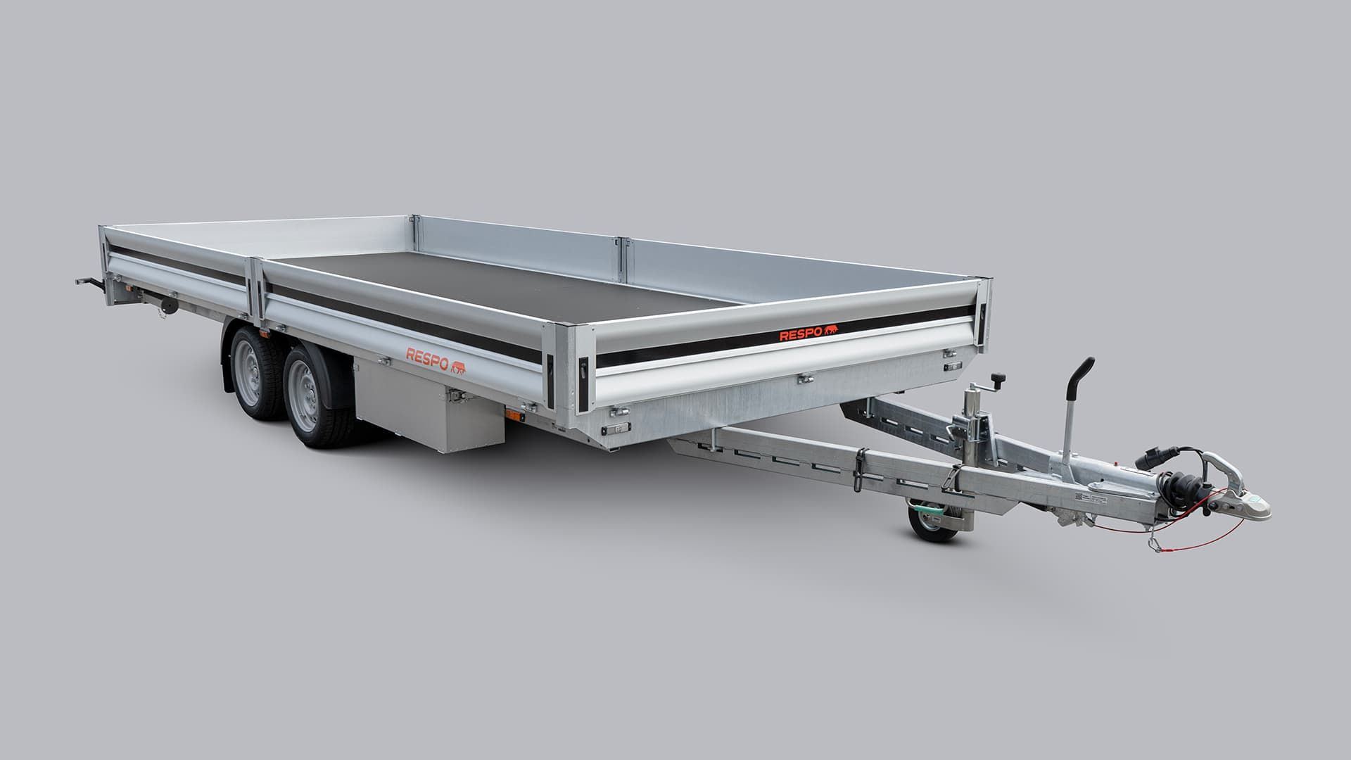 2700P402T205 Flatbed trailer (with accessories)